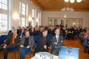 Ein Blick in den gefüllten Kreistagssaal